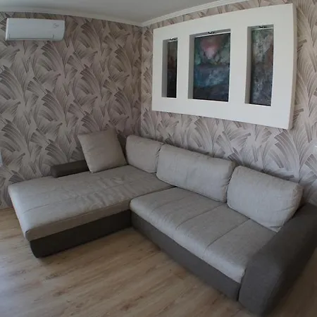 Tulip Family Apartment